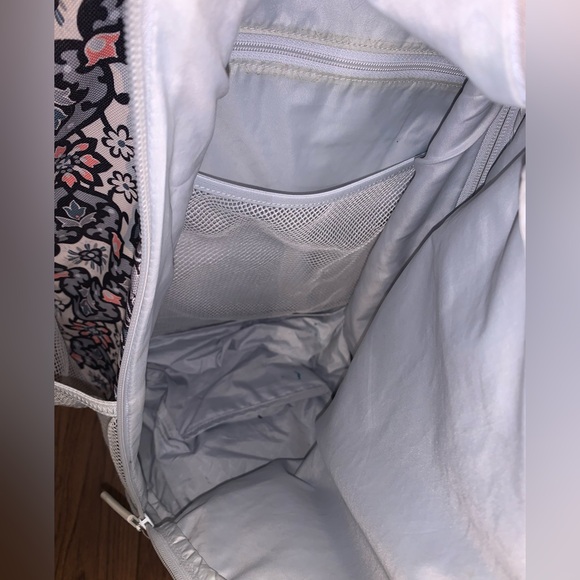 Vera Bradley Lighten Up Adventure Backpack! Great Colors & Floral Designs - Picture 10 of 12